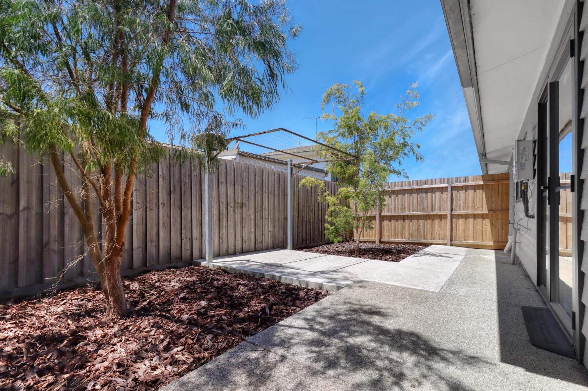 Recharge In Waurn Ponds Hotel Geelong Exterior photo